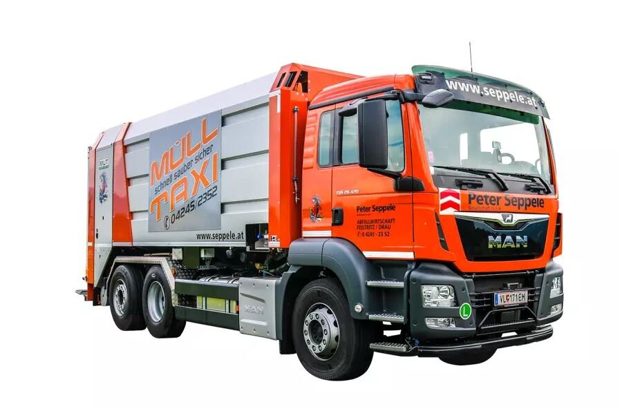 Biomüllwagen mit optionaler Behälterwaschanlage 